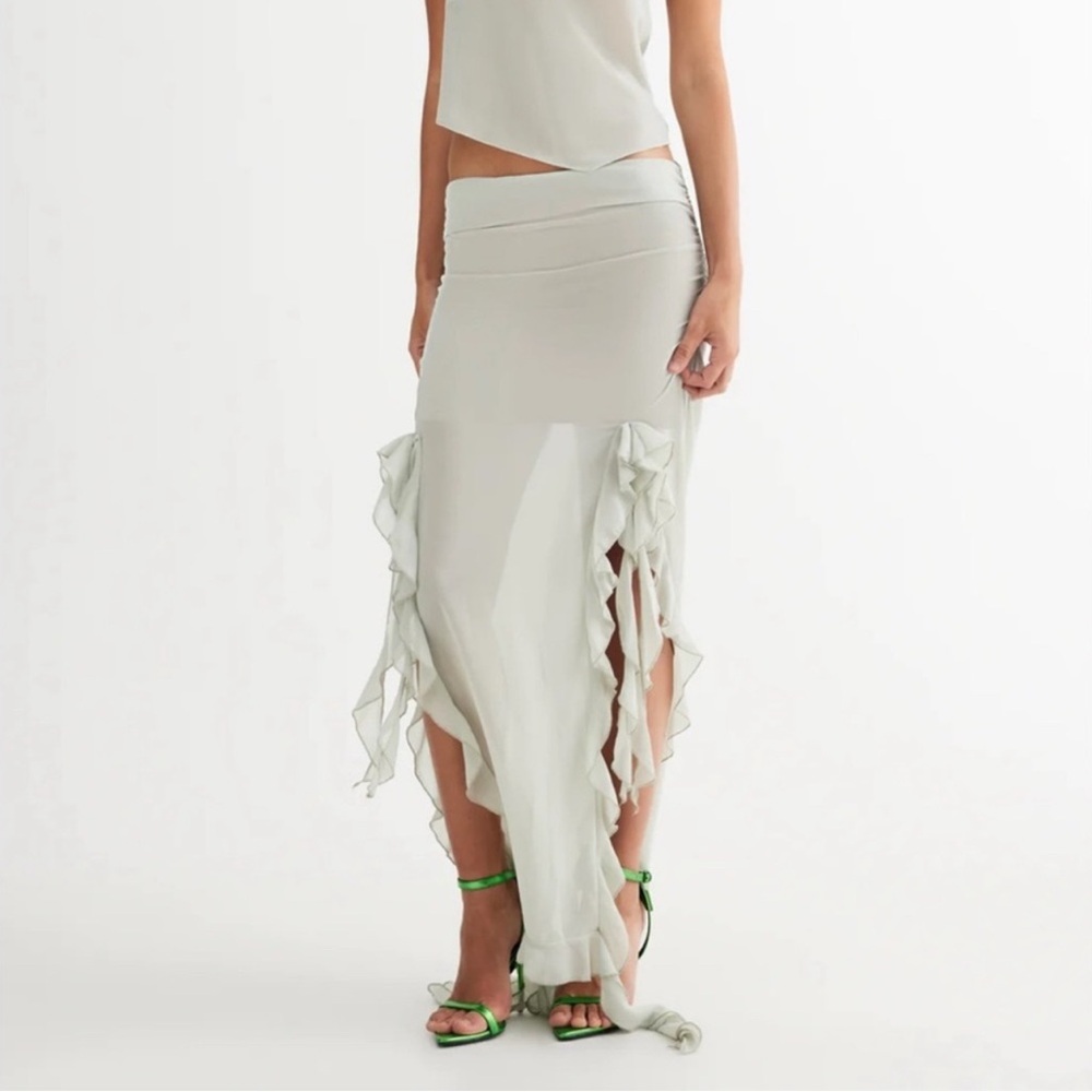 NWT. Lioness Rendezvous Midi Skirt. NEW - Picture 3 of 8